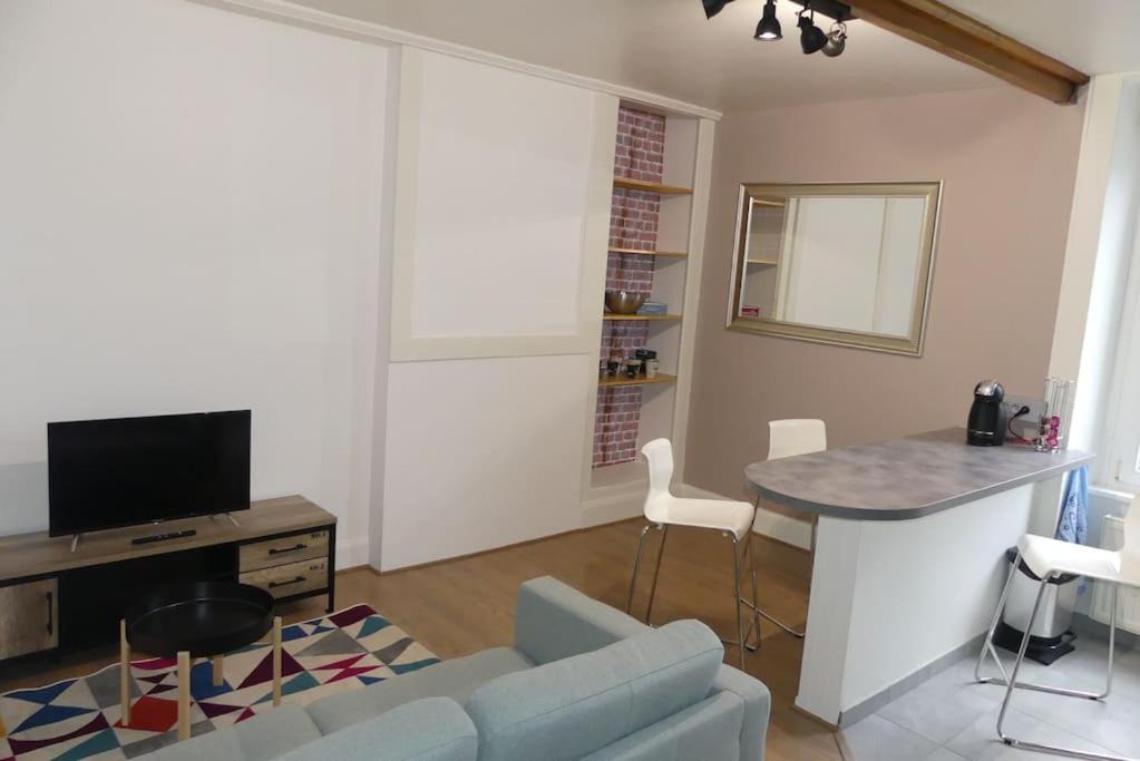 Photo of Livingroom in Cherbourg-en-Cotentin