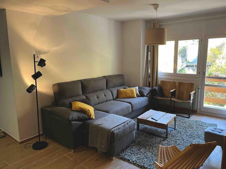 Photo of Livingroom in Incles