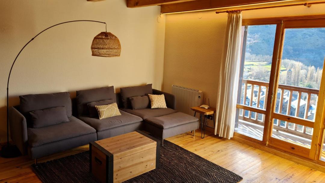 Photo of Livingroom in Taull
