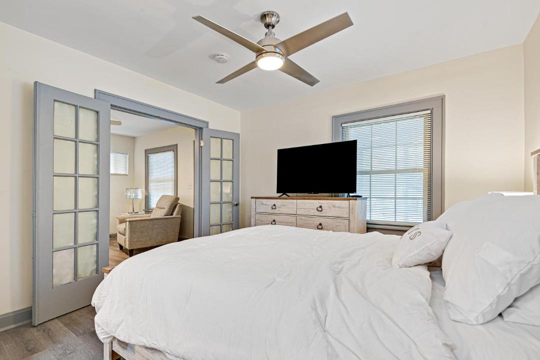 Photo of Bedroom in South Kansas City