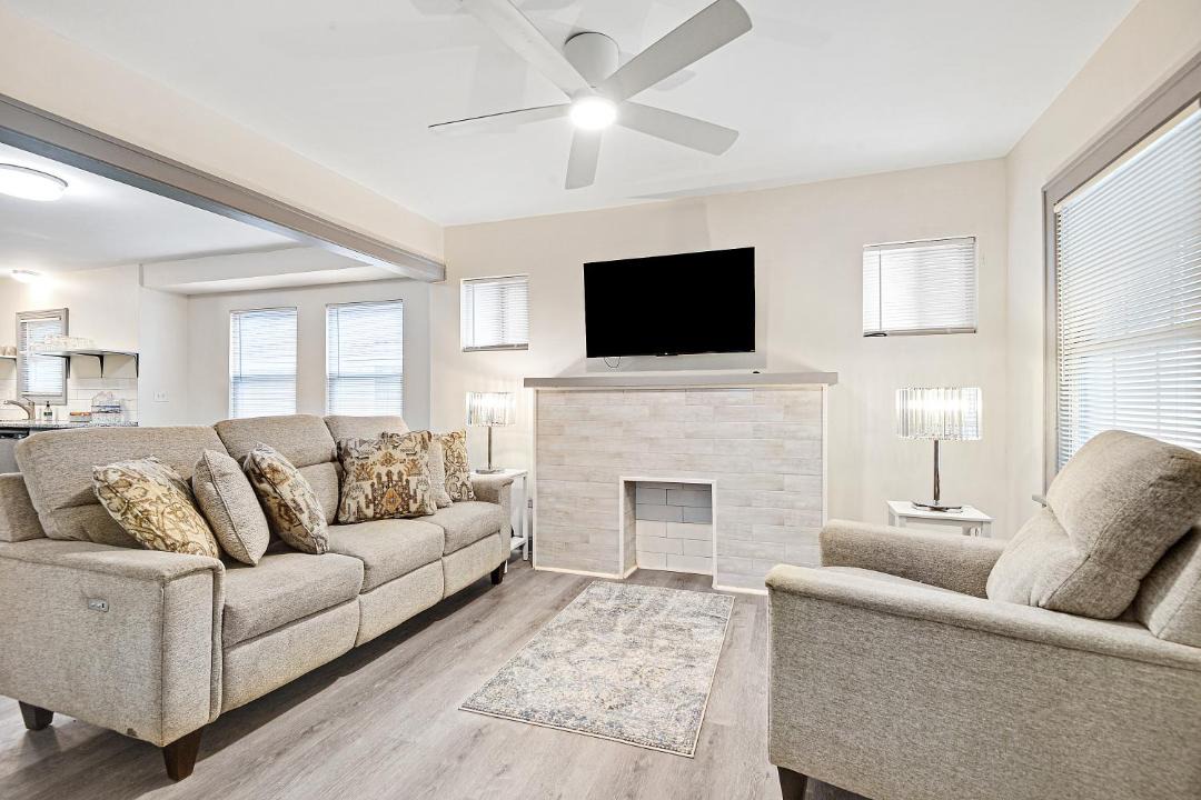 Photo of Livingroom in South Kansas City