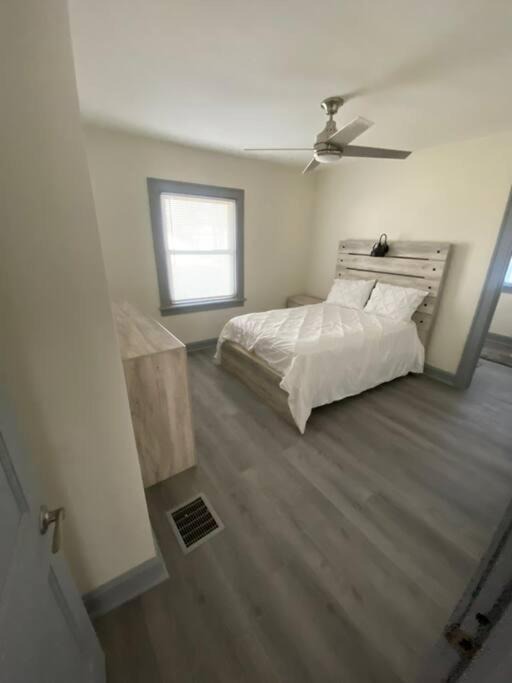 Photo of Bedroom in South Kansas City