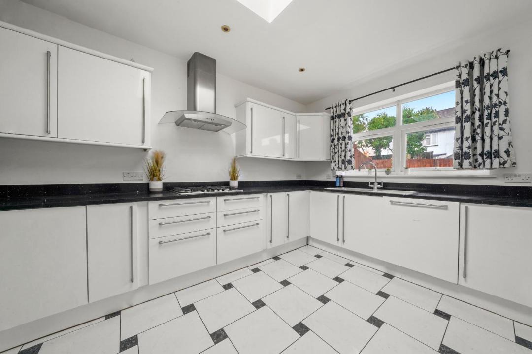 Photo of Kitchen in North Acton