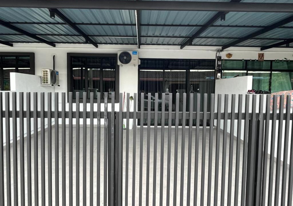 Photo of Buildings in Kampung Pa Bo