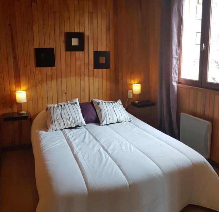 Photo of Bedroom in Eyne 2600