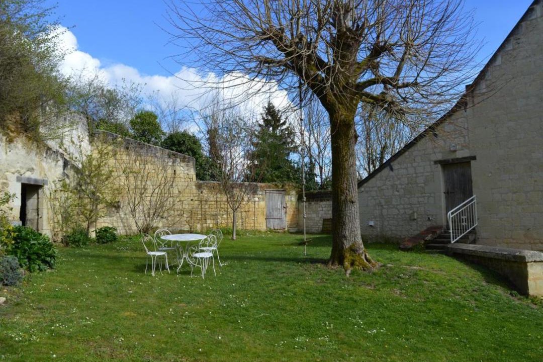 Photo of Buildings in Seuilly
