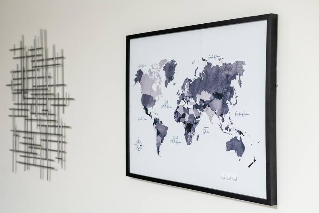 Photo of Others in Rosemont