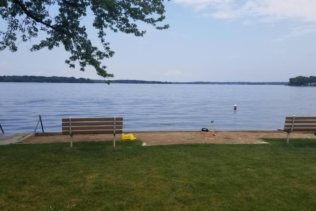 Photo of Others in Fox Lake