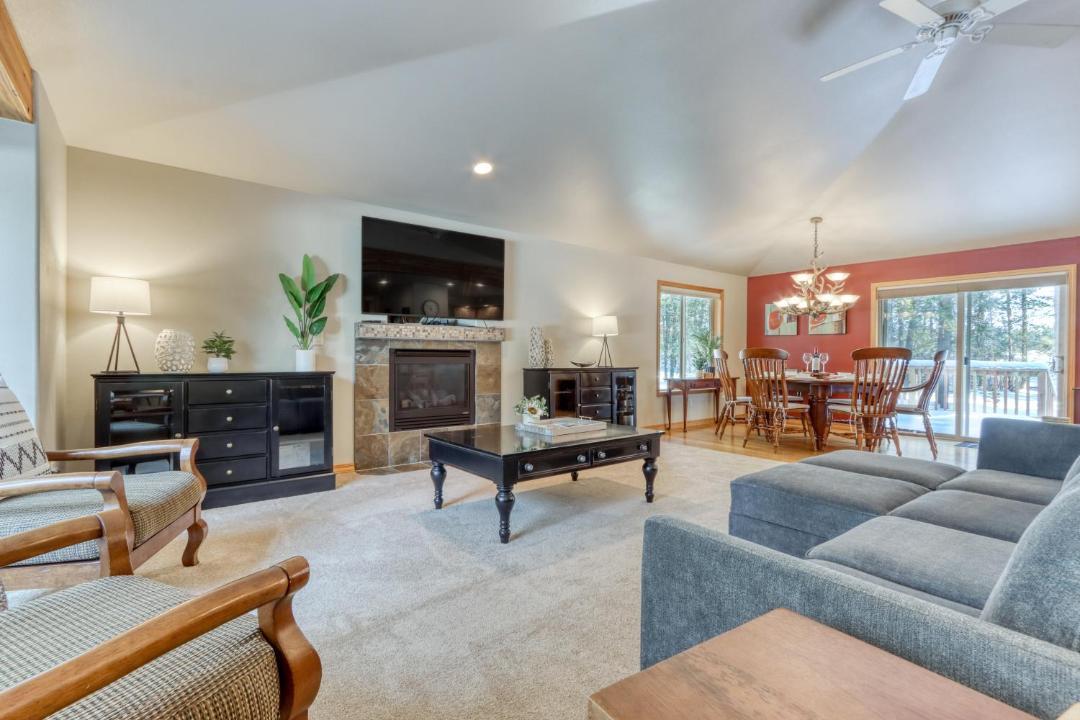 Photo of Livingroom in Three Rivers