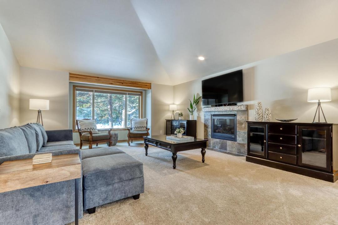 Photo of Livingroom in Three Rivers