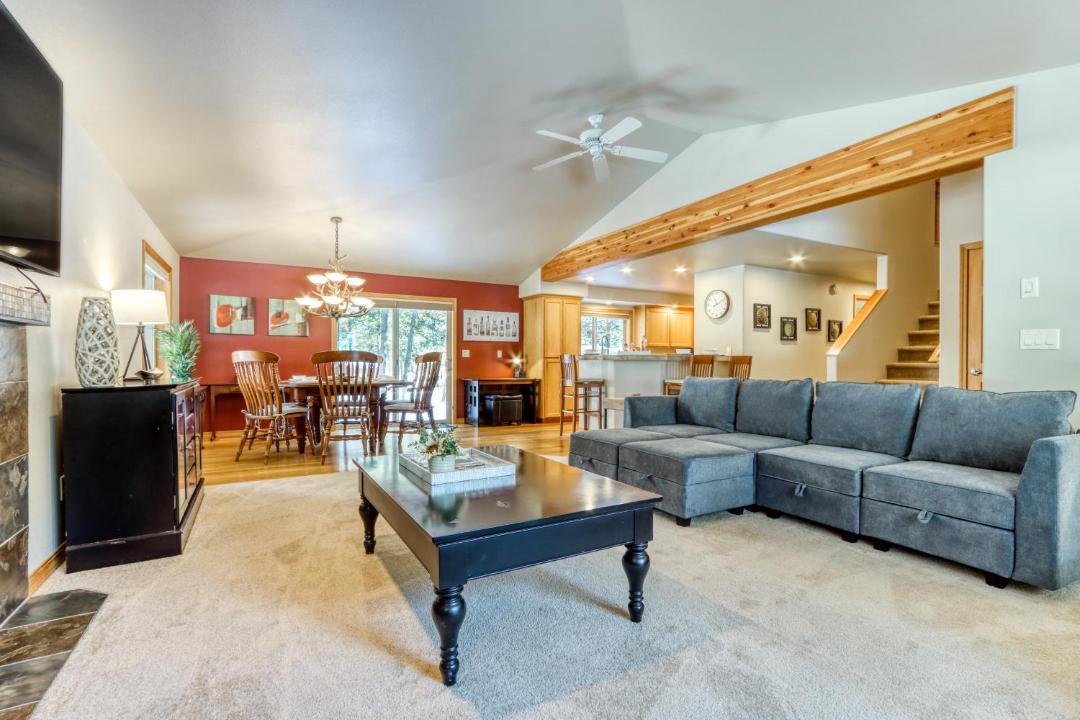 Photo of Livingroom in Three Rivers