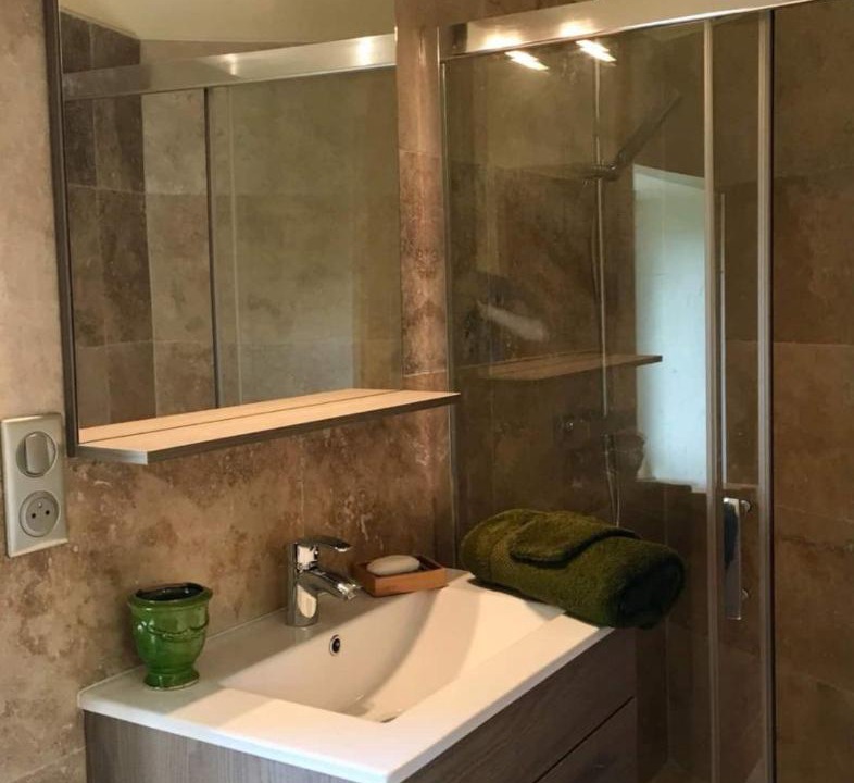 Photo of Bathroom in Saint-Julien-de-Cassagnas