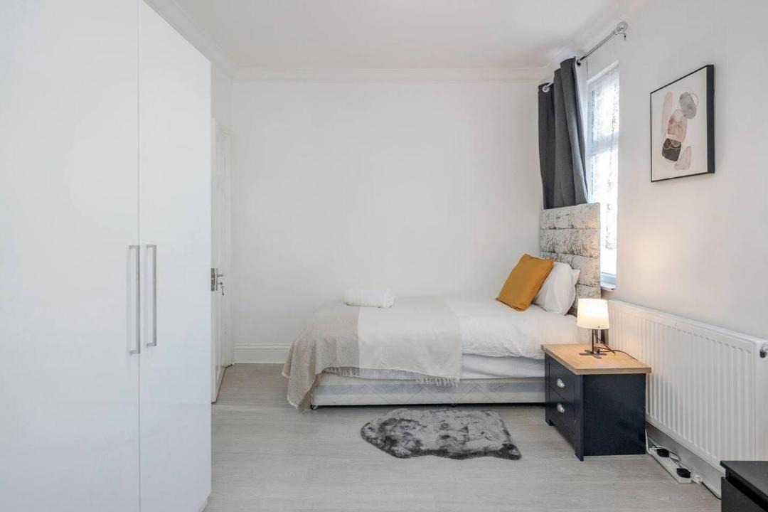 Photo of Others in Tilbury