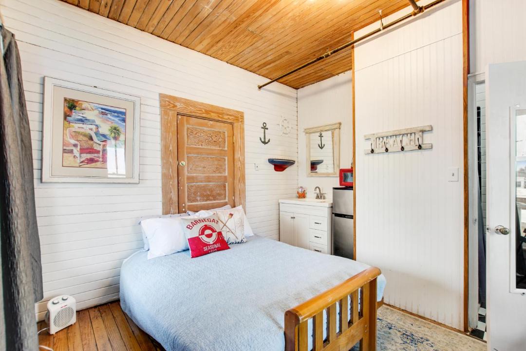 Photo of Bedroom in Tybee Island