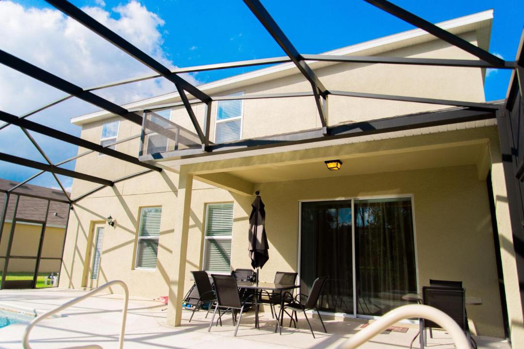 Photo of Patio Balcony in Trafalgar Village