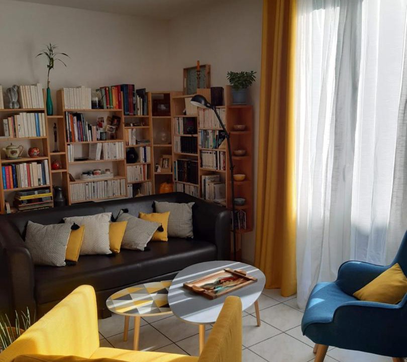 Photo of Livingroom in Servian