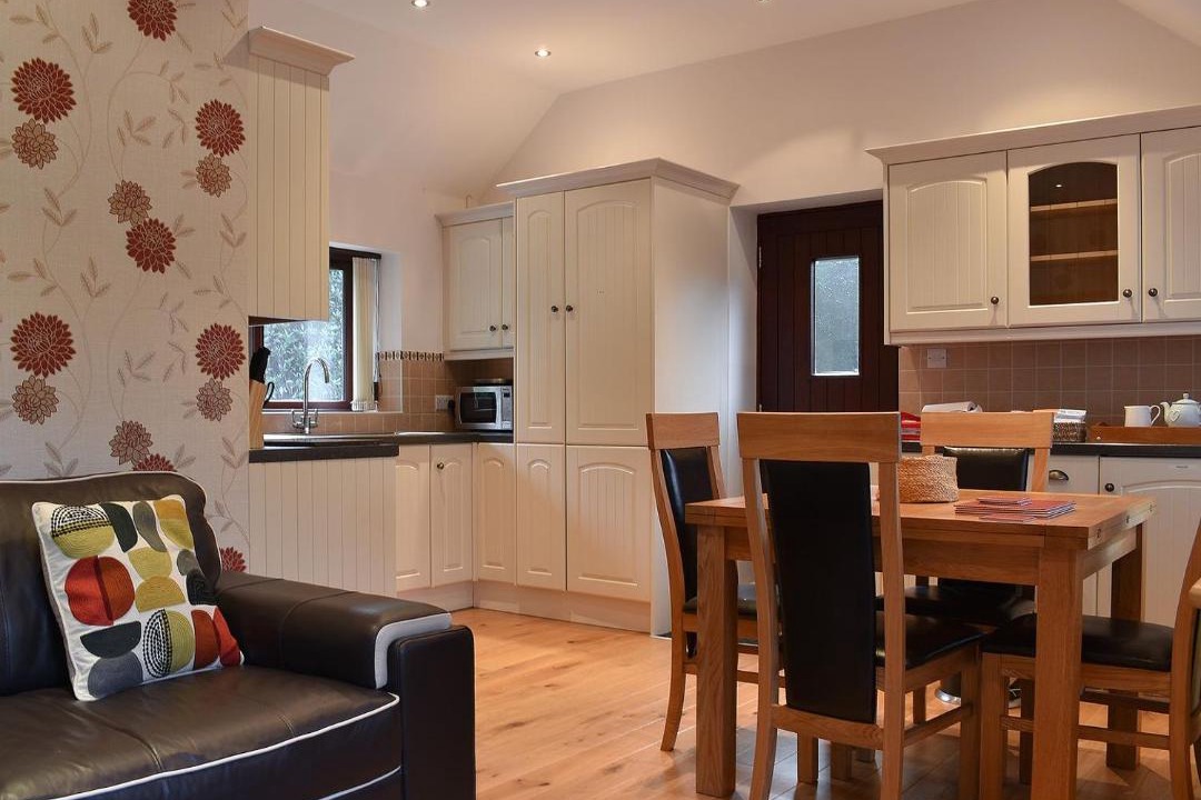 Photo of Others in Low Newton