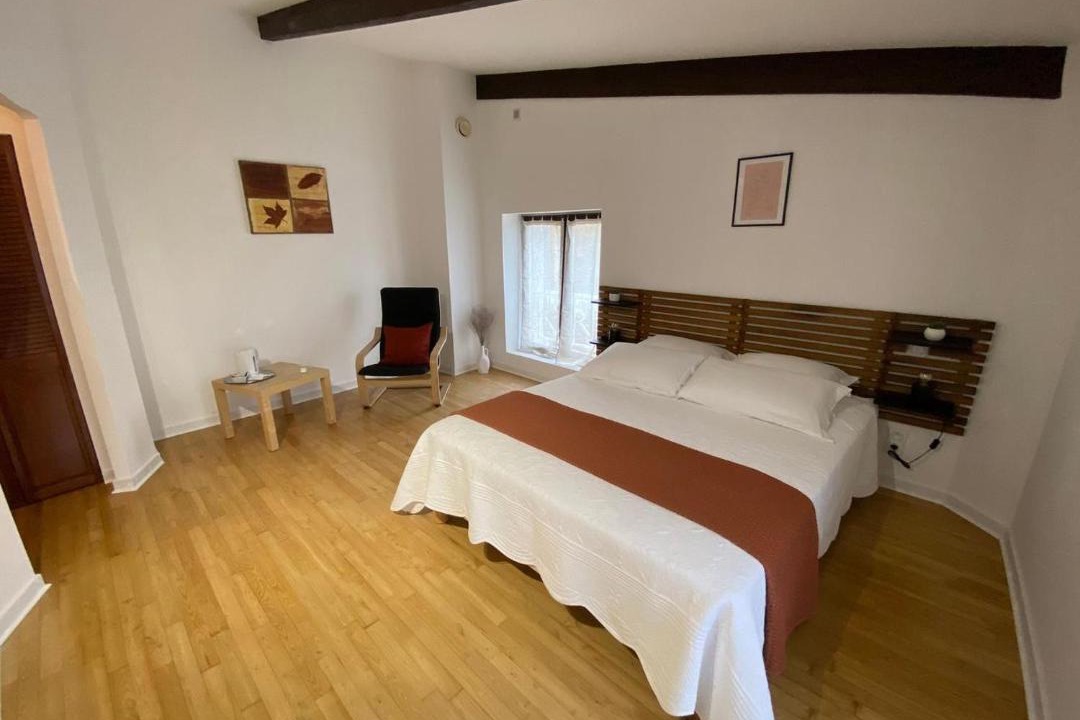Photo of Bedroom in Negrepelisse