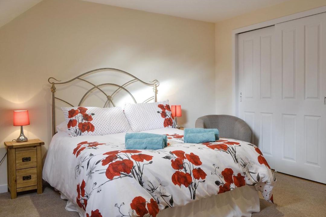 Photo of Others in Alford