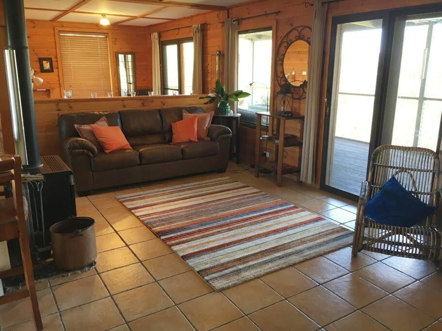 Photo of Livingroom in Capertee