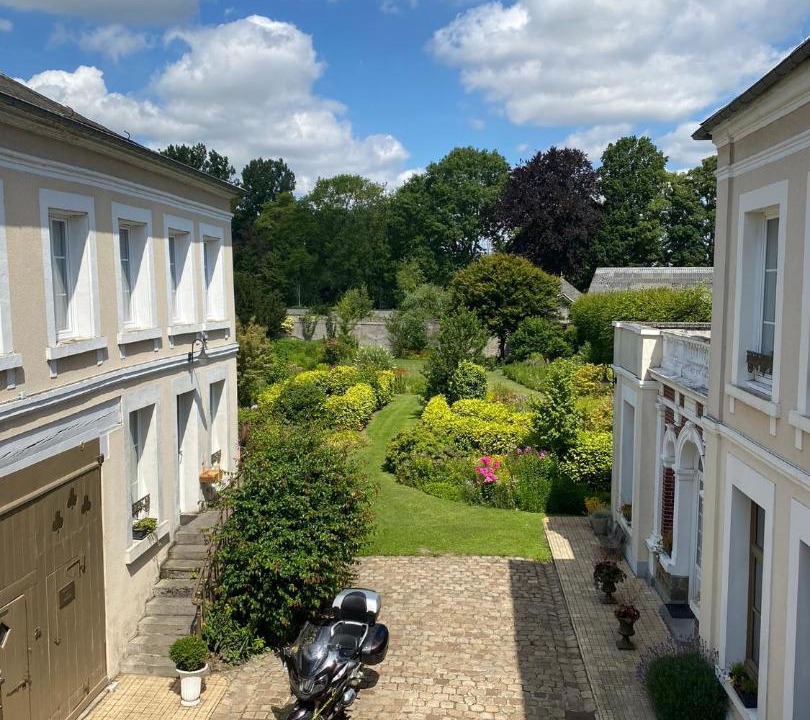 Photo of Others in Abbeville