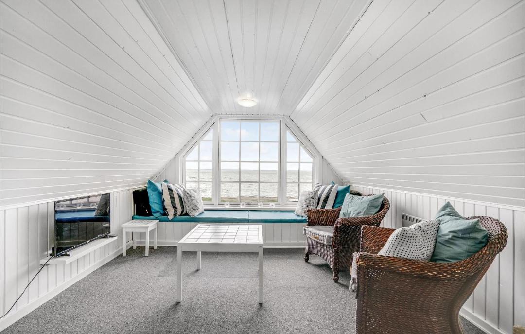 Photo of Others in Bjert