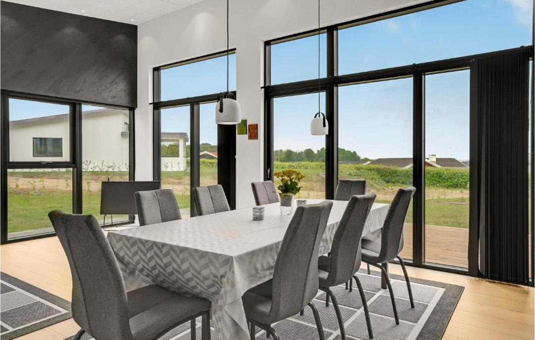 Photo of Others in Sjølund