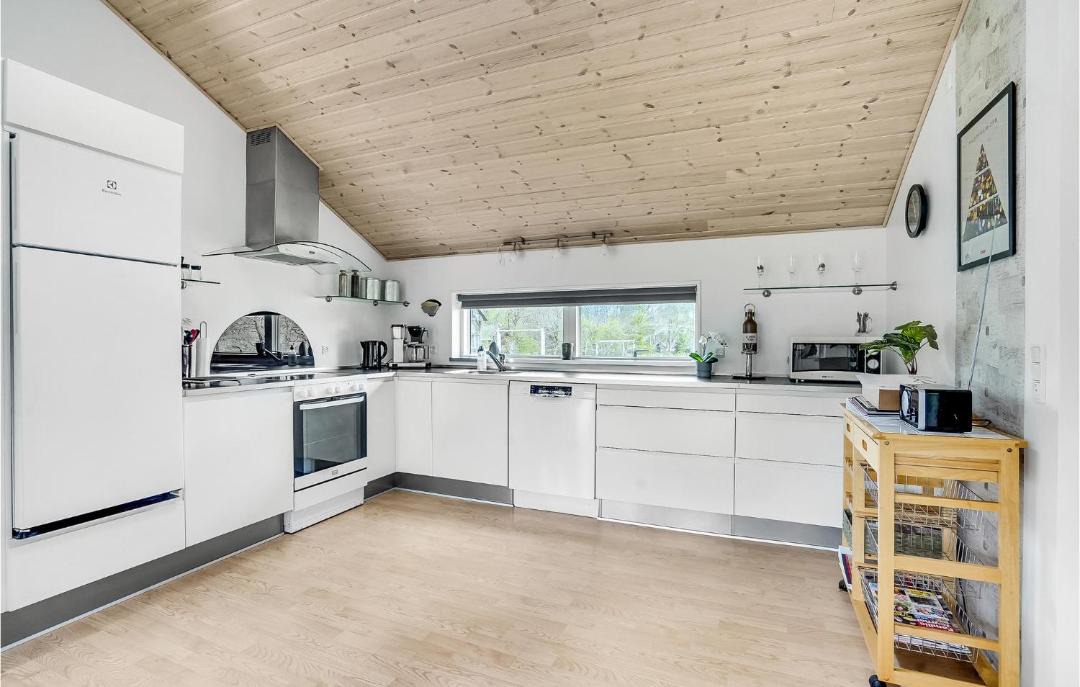 Photo of Kitchen in Skygge