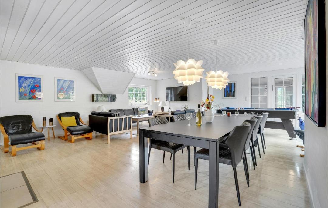 Photo of Others in Øby