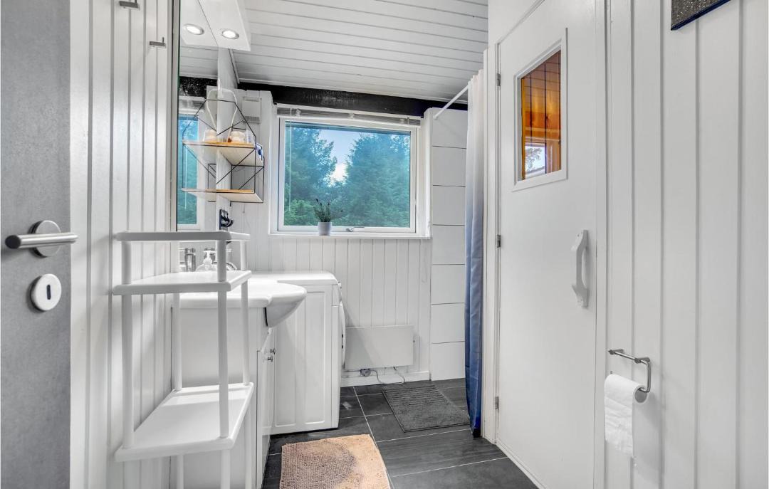 Photo of Bathroom in Nr. Lyngby Strand