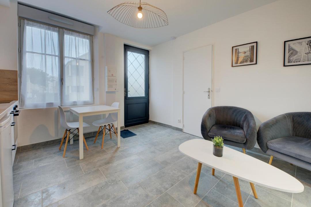 Photo of Others in Avoine