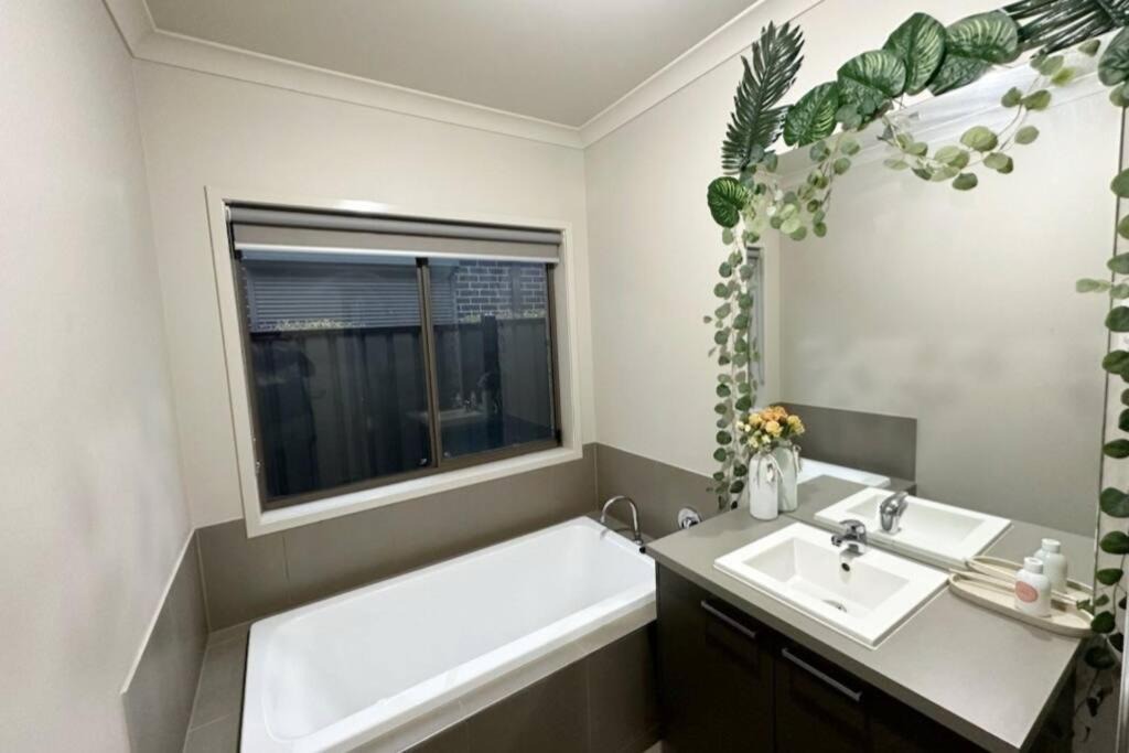 Photo of Bathroom in Craigieburn
