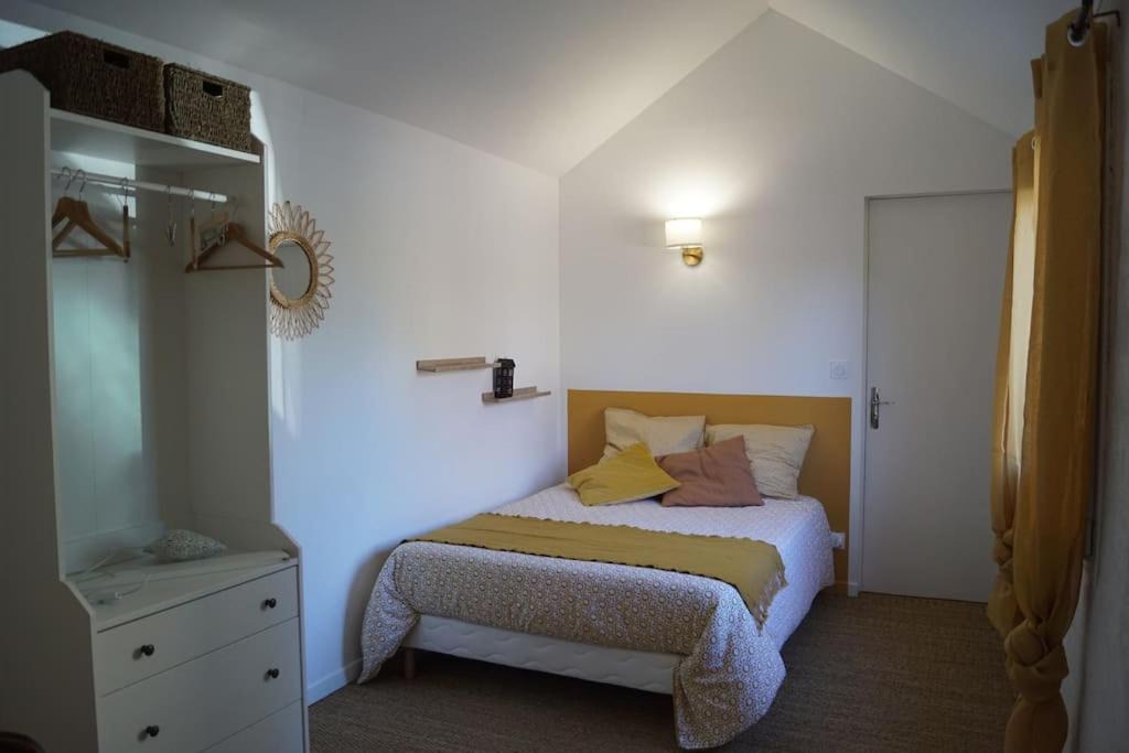 Photo of Bedroom in Val-Sonnette