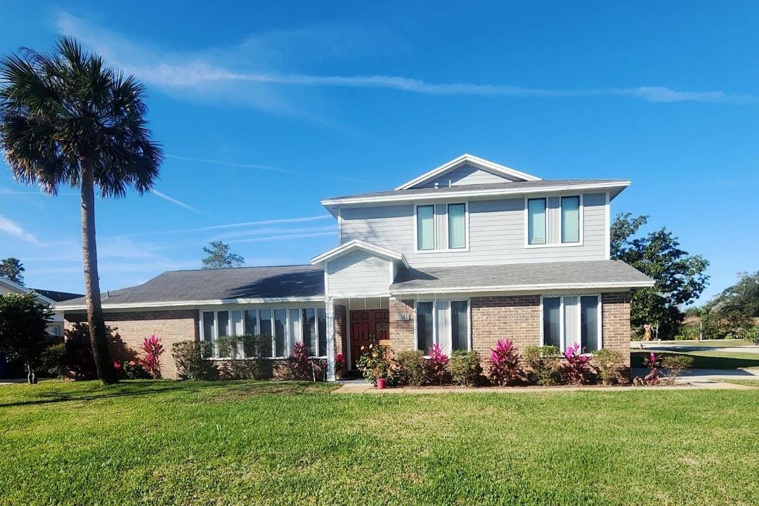 Photo of Buildings in Dolphin's Cove