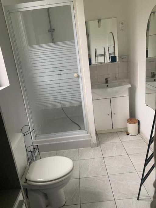 Photo of Bathroom in Parvillers-le-Quesnoy