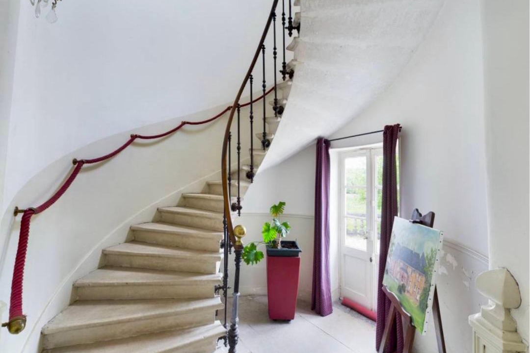 Photo of Others in Martel