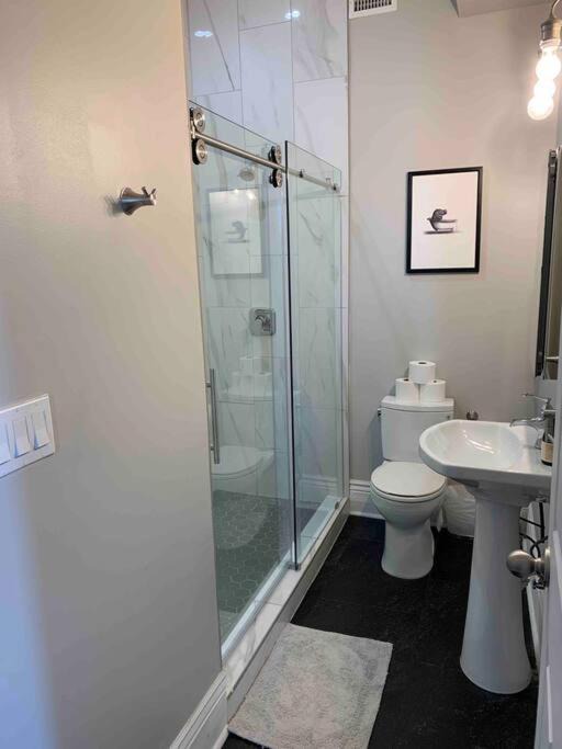 Photo of Bathroom in Government Hill