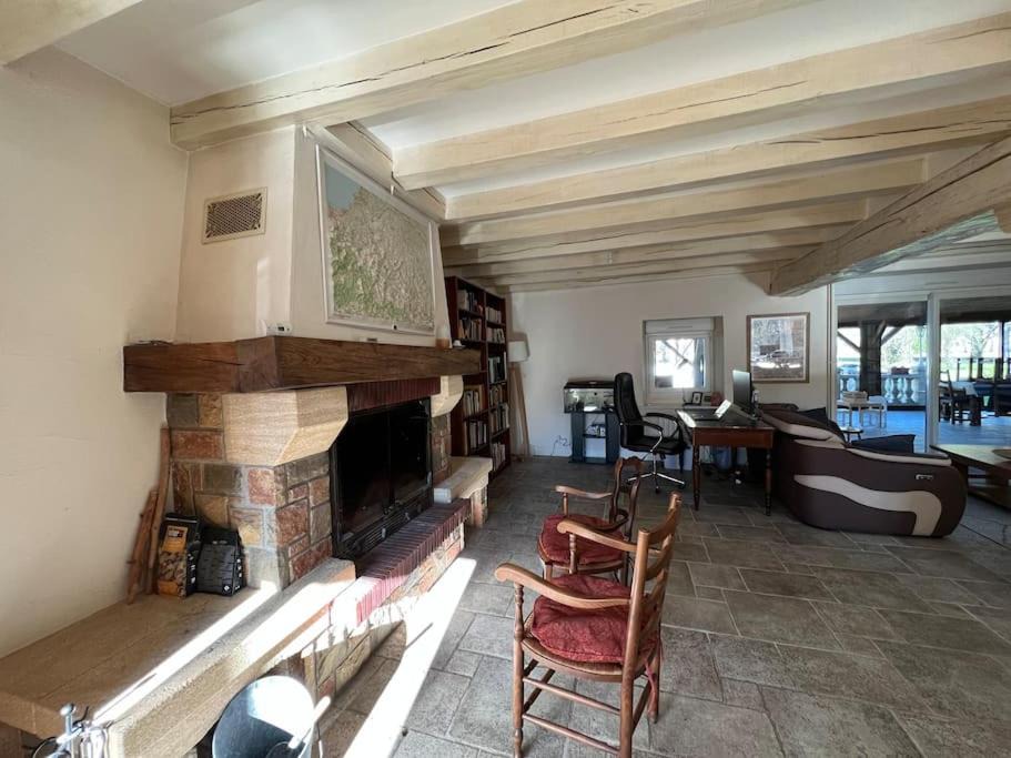 Photo of Livingroom in Montierchaume