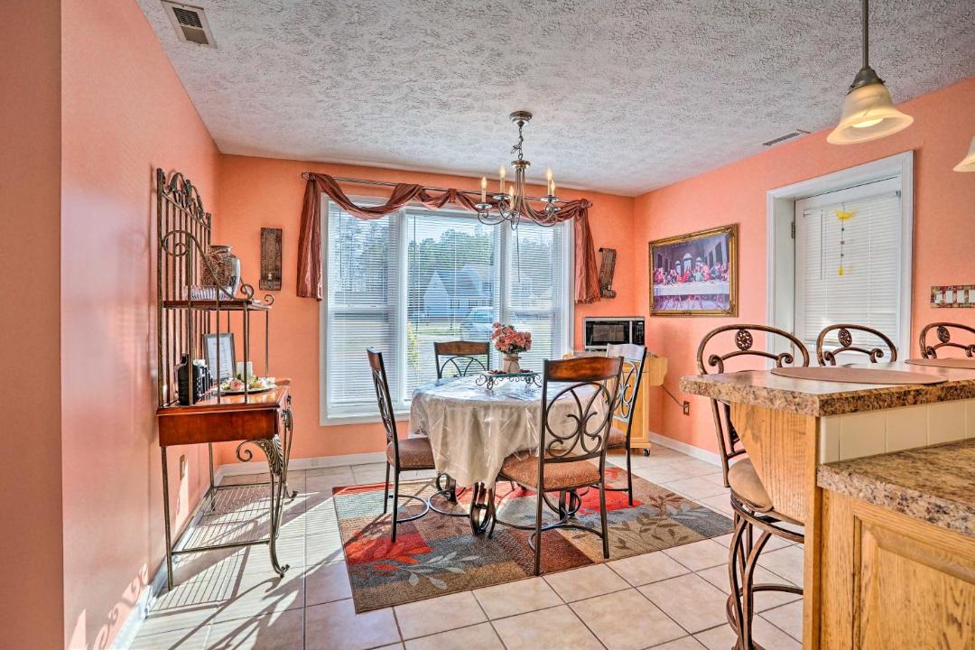 Photo of Livingroom in Prince George