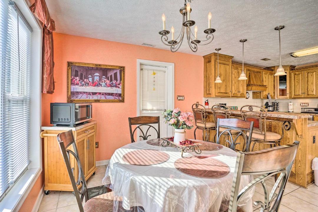 Photo of Livingroom in Prince George