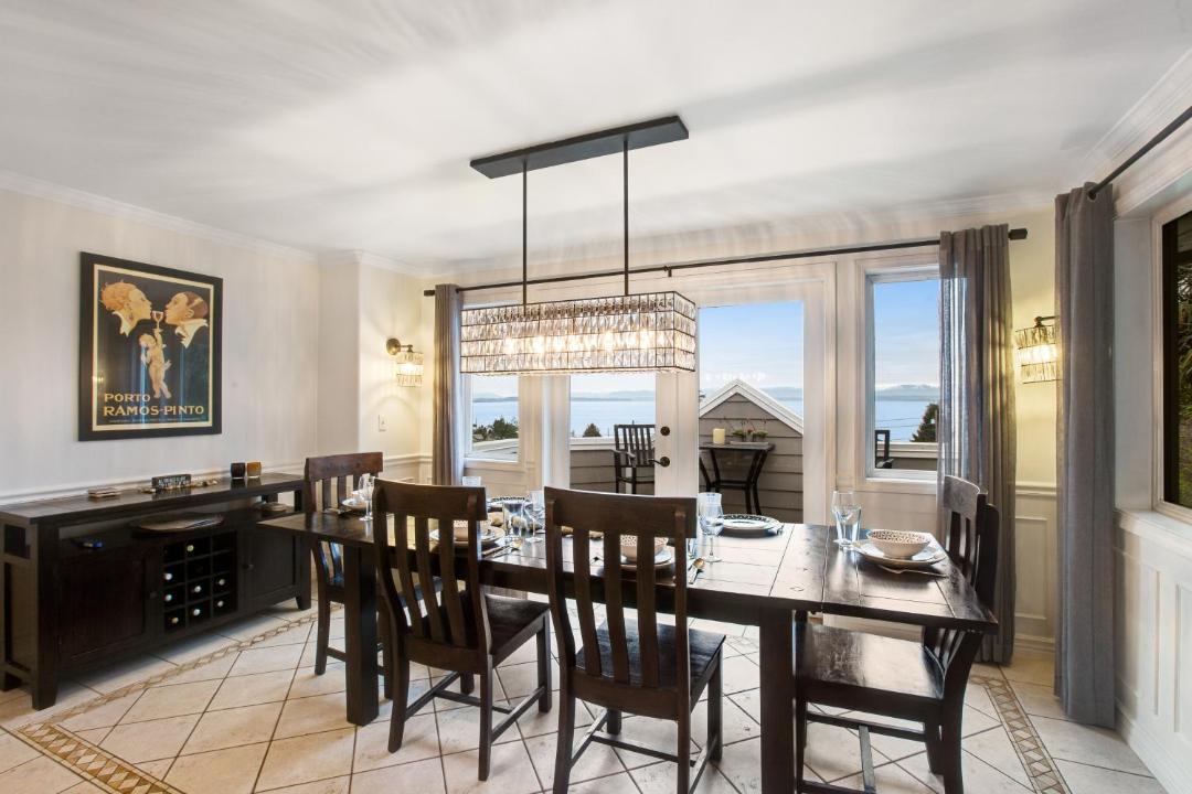 Photo of Livingroom in Camano Island