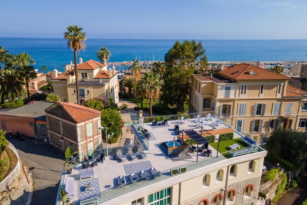 Photo of Others in Menton