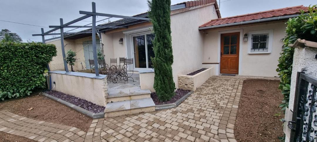 Photo of Buildings in Saint-Sorlin-en-Bugey