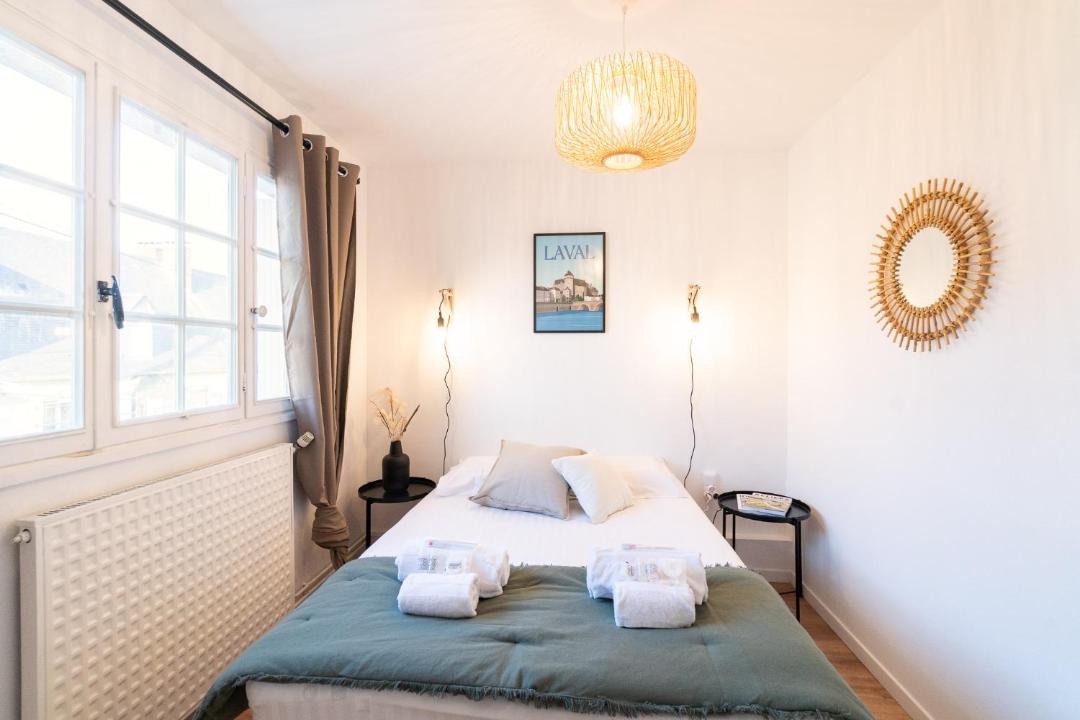 Photo of Bedroom in Laval