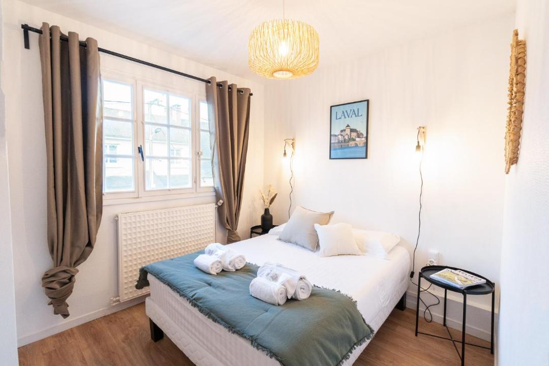 Photo of Bedroom in Laval