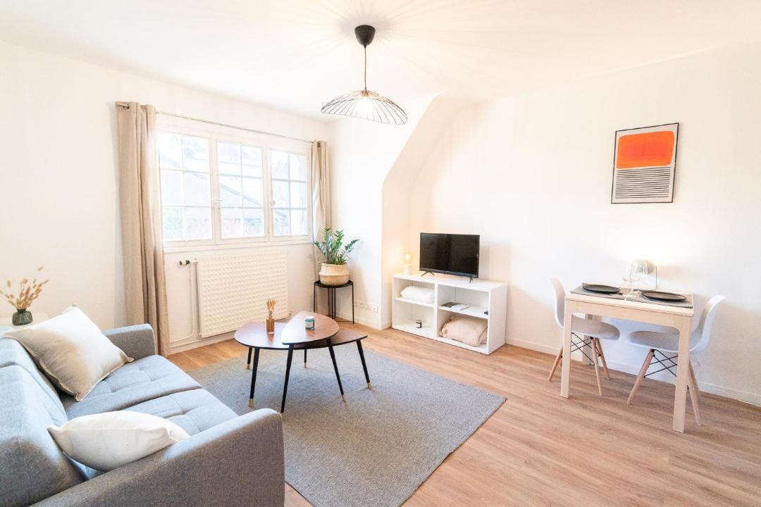 Photo of Livingroom in Laval