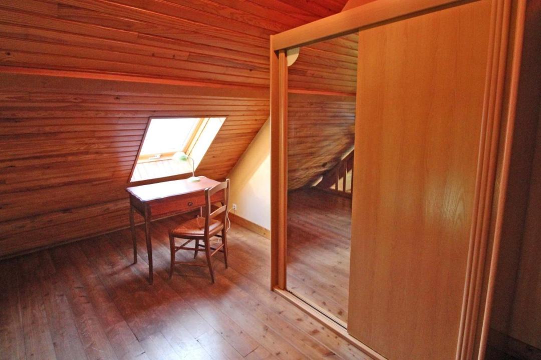 Photo of Others in Masleon