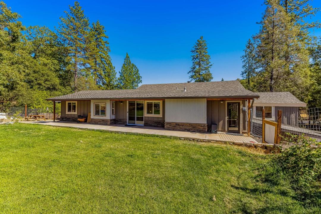 Photo of Others in Murphys