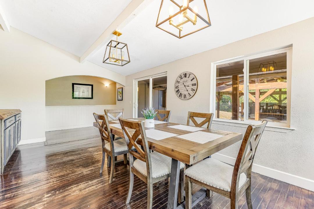 Photo of Others in Murphys