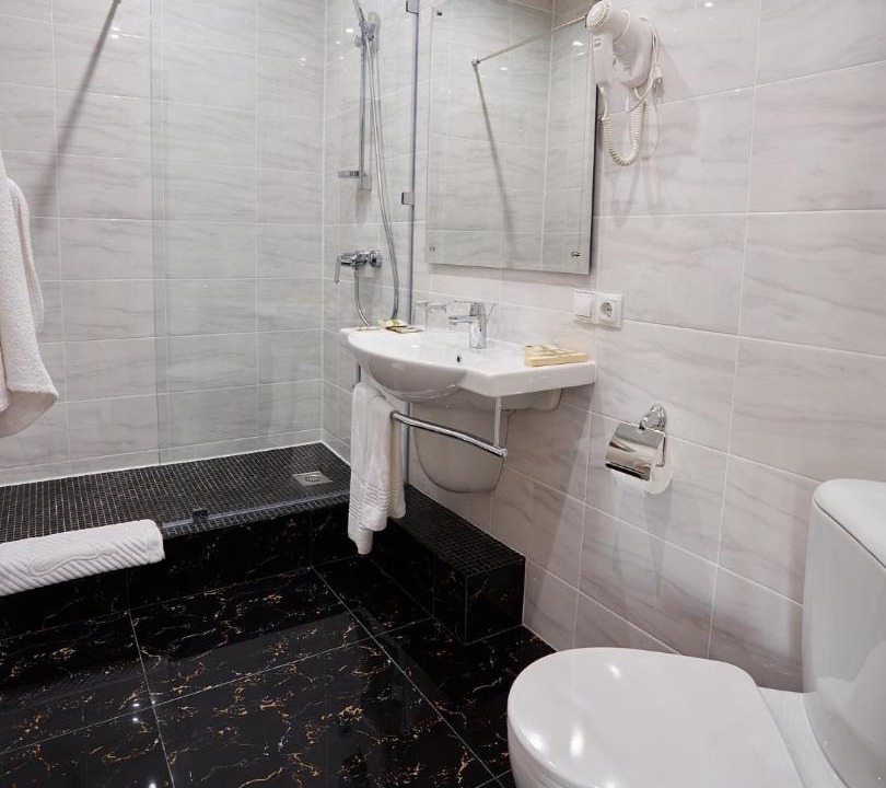 Photo of Bathroom in Lys'va